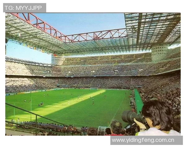 米兰3-0维罗纳：巨星闪耀圣西罗，王者归来势不可挡！